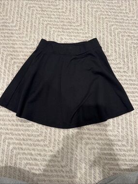 Place Black Circle Skirt